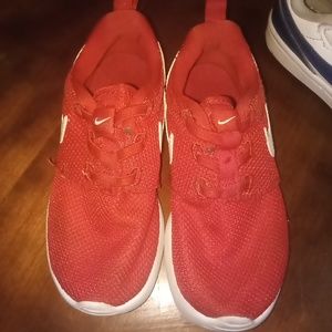 Nike Red Roshe shoes size 11